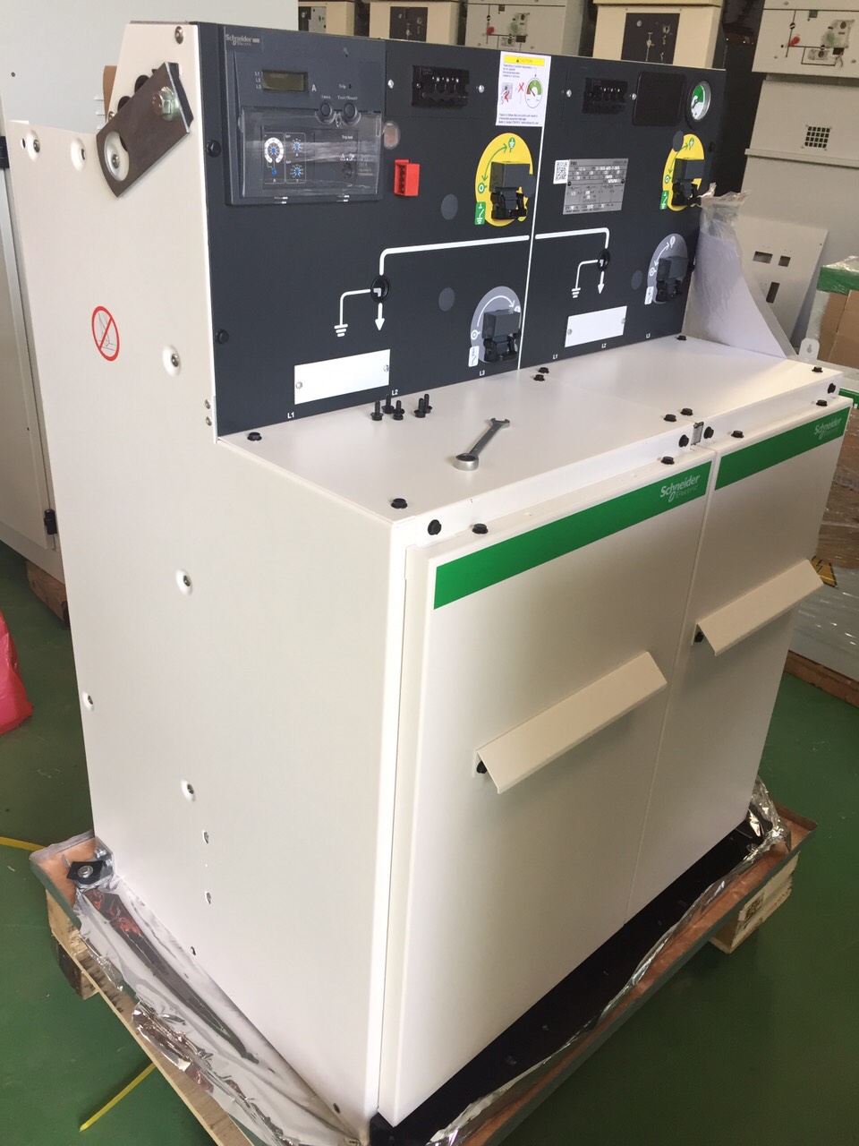 Tủ trung thế RMU 24kV Schneider NE-DI